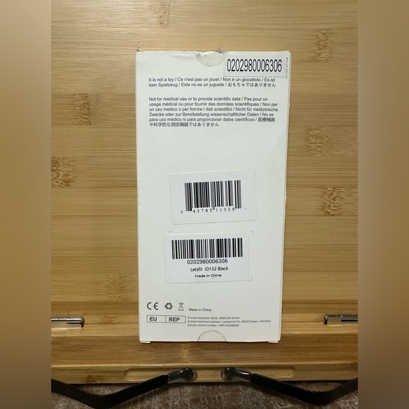 NEW Letsfit Black Unisex ID152 Fitness Tracker - Picture 2 of 3